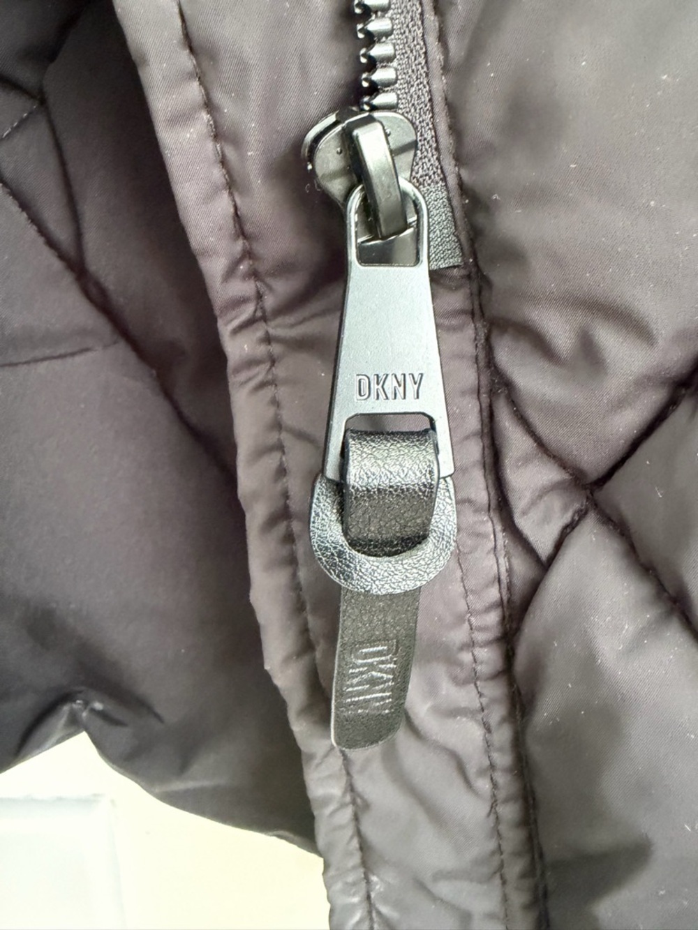 DKNY - Quilted Longline Puffer Coat - Belted Waist - Size S - Picture 8 of 8